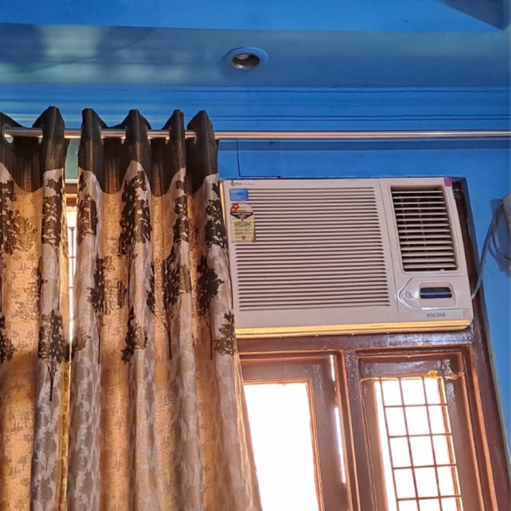 Exterior View, shahdara 2 Bedroom 60 Sq.Yd. Builder Floor In Shahdara Delhi 8038228