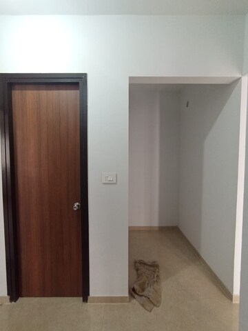 Room in 2.5 BHK Apartment at Lodha Palava City, Dombivli East – for Rent