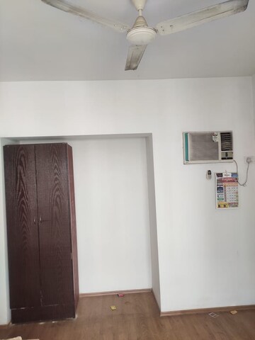 Room in 2.5 BHK Apartment at Lodha Palava City, Dombivli East – for Rent