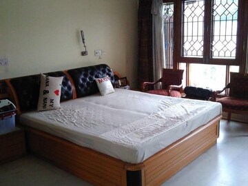 2 BHK Villa For Rent in DLF Qutab Plaza Sector 26 Gurgaon  8038266