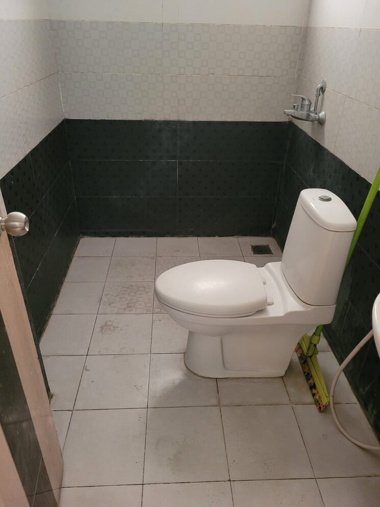 Bathroom, lahari-jublee-hills 3.5 Bedroom 3999 Sq.Ft. Villa In Jubilee Hills Hyderabad 8038287