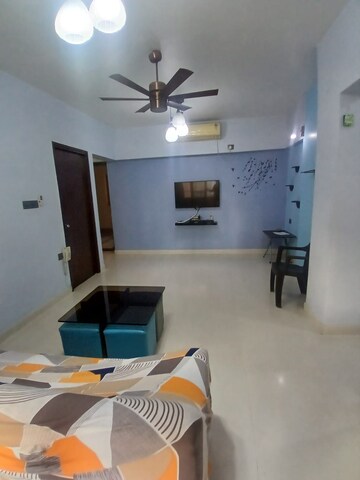 Room in 2 BHK Apartment at Lodha Splendora, Ghodbunder Road – for Rent