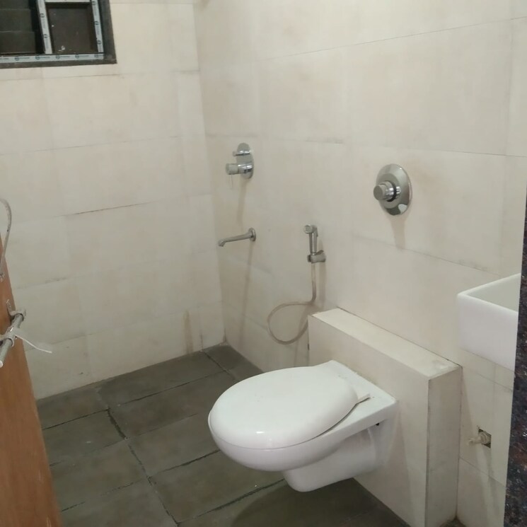 Bathroom, khamardih road 3 Bedroom 1208 Sq.Ft. Apartment In Khamardih Road Raipur 8038305