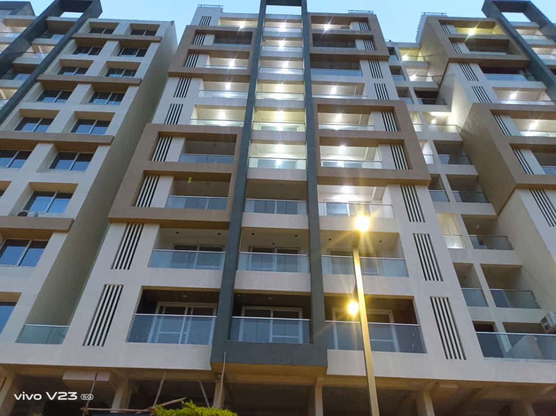 3 BHK Apartment For Sale in East 12