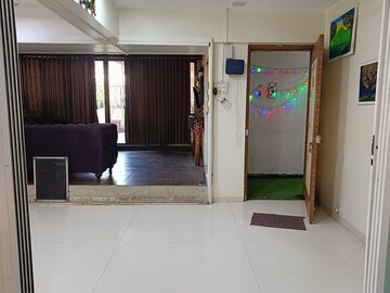 Living Room in 1 BHK Apartment at Vakola – for Rent