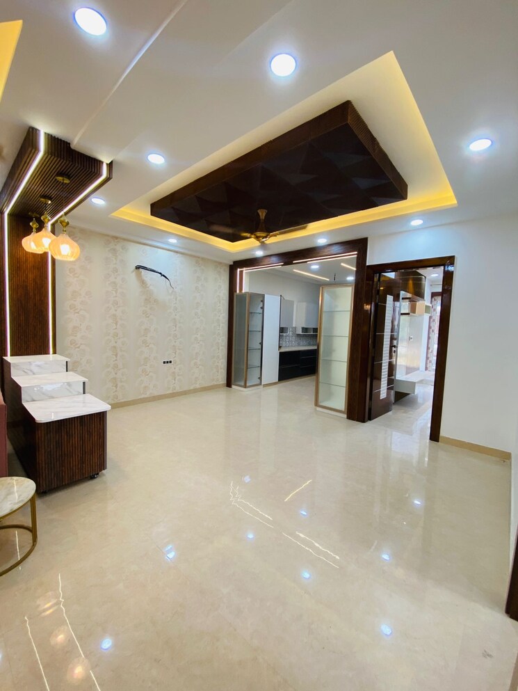 Living Room, puri-aman-vilas 4 Bedroom 303 Sq.Yd. Builder Floor In Sector 89 Faridabad 8038326