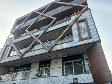 5 BHK Builder Floor – Exterior View View at Sector 3 - for Sale