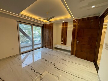 Room in 5 BHK Builder Floor at Sector 3 – for Sale