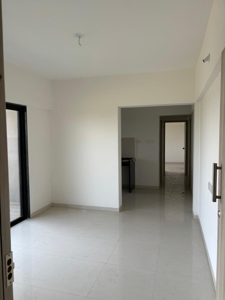 Room, rr-lunkad-66-avenue 1 Bedroom 527 Sq.Ft. Apartment In Pimple Nilakh Pune 8038369