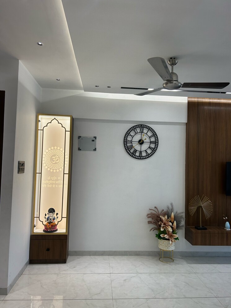 Room, new althan 2 Bedroom 1305 Sq.Ft. Apartment In New Althan Surat 8038426