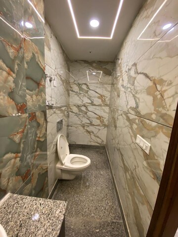 Bathroom in 3 BHK Builder Floor at Paschim Vihar – for Rent