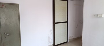 Room in 3 BHK Apartment at Royal Palms Ruby Isle Apartment, Goregaon East – for Sale