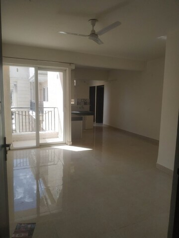 Room in 2 BHK Apartment at Signature The Serenas, Sohna Sector 36 – for Rent