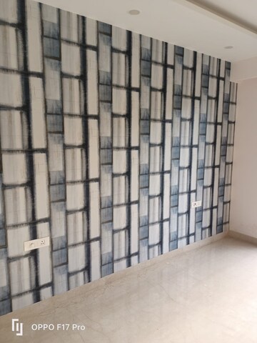 Room in 4 BHK Builder Floor at Ansal Sushant Lok I, Sector 43 – for Rent