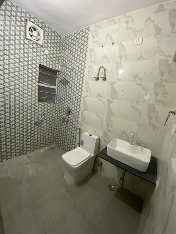 Bathroom in 3 BHK Apartment at Paschim Vihar – for Rent