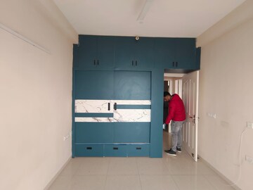 Furnished Amenities in 2 BHK Apartment at Central Park 3 Flower Valley, Sohna Sector 33 – for Rent