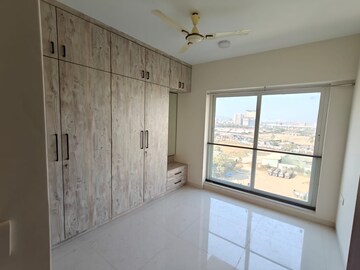 Room in 2 BHK Apartment at Simran Heights Chembur, Chembur – for Rent