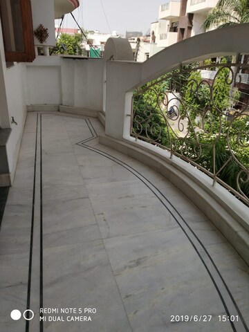 Balcony in 3 BHK Builder Floor at Sector 15 ii – for Rent