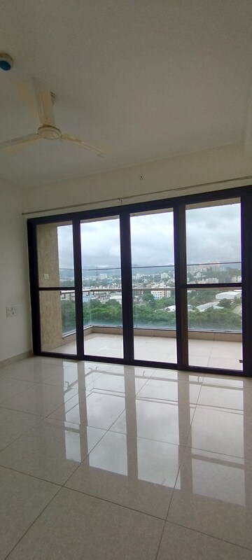 Room in 2 BHK Apartment at Magarpatta Nanded City Sargam, Sinhagad – for Rent