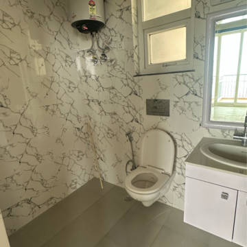 Bathroom in 2 BHK Apartment at Supertech Hues, Sector 68 – for Rent