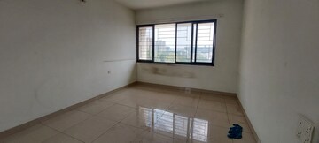 Room in 2.5 BHK Apartment at Nanded Lalit, Sinhagad Road – for Rent