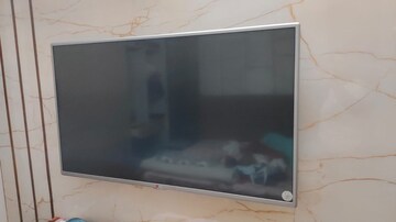 Furnished Amenities in 4 BHK Builder Floor at Ansal Sushant Lok I, Sector 43 – for Rent