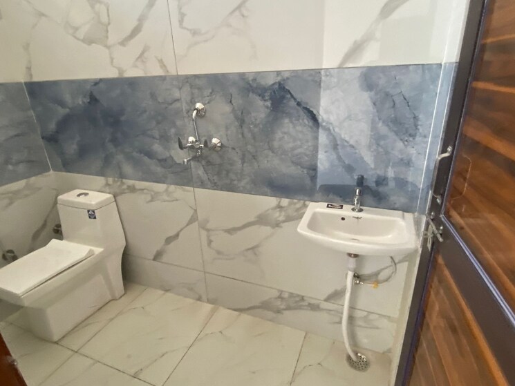 Bathroom, narayan-city 4 Bedroom 2200 Sq.Ft. Independent House In Kalwar Road Jaipur 8038731