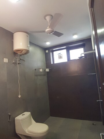 Attached Bathroom in 4 BHK Apartment at Geetanjali Enclave – for Rent