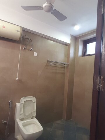 Bathroom in 4 BHK Apartment at Geetanjali Enclave – for Rent