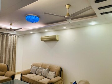 Furnished Amenities in 3 BHK Apartment at Greater Kailash Part 3 – for Rent