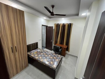 Room in  Pg at Karol Bagh – for Rent