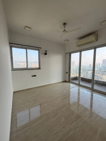 2 BHK Apartment For Rent in Omkar Alta Monte, Malad East