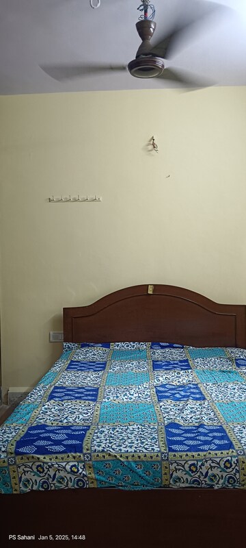 Furnished Amenities in 1 BHK Apartment at Tulsidham Complex, Kapur Bawdi – for Rent