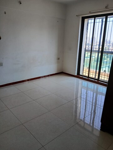 Room in 1 BHK Apartment at Konark Splendour, Kalyani Nagar – for Rent
