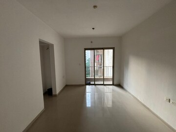 Room in 1 BHK Apartment at Lodha Palava City, Dombivli East – for Rent