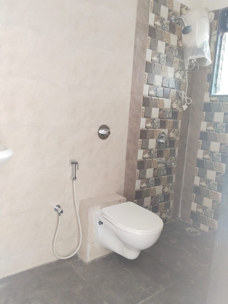 Bathroom, galaxy-green-woods 3 Bedroom 1700 Sq.Ft. Apartment In Kharghar Navi Mumbai 8038895