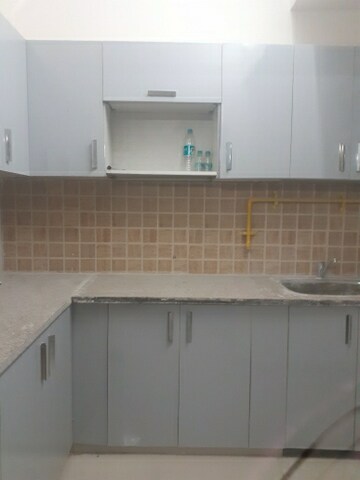 2 BHK Apartment For Rent in Mahagun Mywoods, Sector 16c Greater Noida