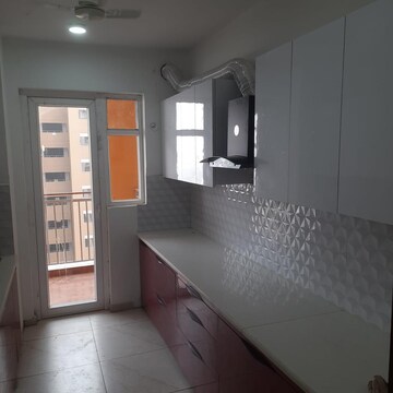 Room in 3 BHK Apartment at Rishita Manhattan, Gomti Nagar – for Rent