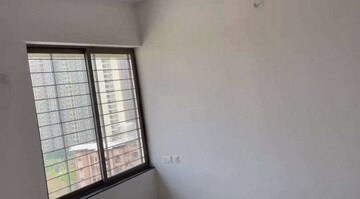 Room in 1 BHK Apartment at Lodha Crown Quality Homes, Majiwada – for Rent