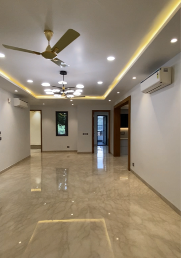 Room in 4 BHK Builder Floor at Adani Samsara Vilasa, Sector 63 – for Sale