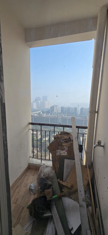 Living Room in 2.5 BHK Apartment at Amrapali Riverview, Amrapali Leisure Valley – for Rent