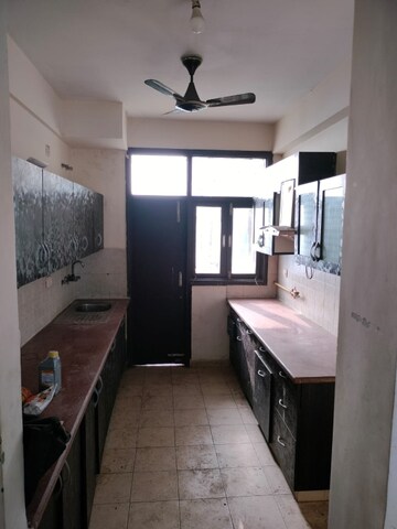  Warehouse For Rent in Sector 4