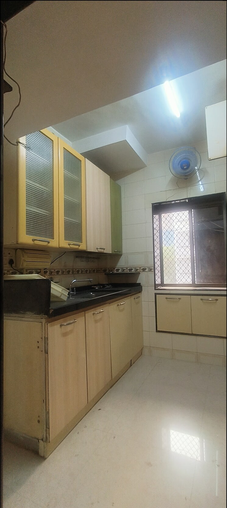 Master Bedroom, highland-chs 2 Bedroom 800 Sq.Ft. Apartment In Pali Hill Mumbai 8039061