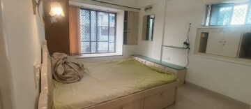 Bedroom in 2 BHK Apartment at Highland CHS, Pali Hill – for Rent