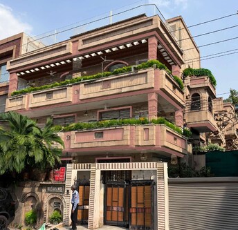 4 BHK Builder Floor For Rent in RWA Apartments Sector 31 Noida  8039065