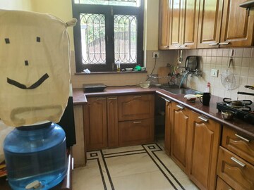 Kitchen in 3 BHK Builder Floor at Beverly Towers, Sector 21 – for Sale