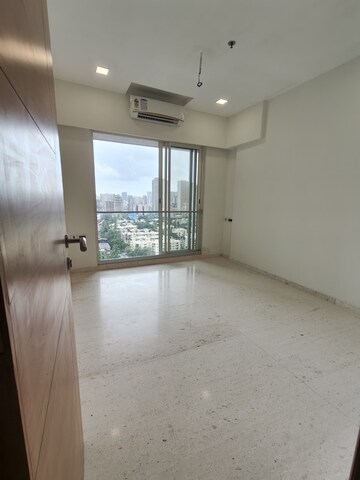 Master Bedroom in 2.5 BHK Apartment at Ekta Tripolis, Goregaon West – for Rent