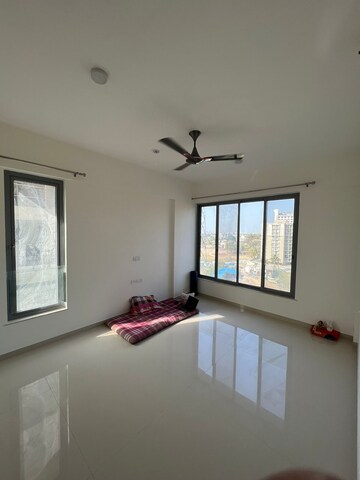 Room in 3 BHK Apartment at Kalpataru Jade Residences, Baner – for Rent