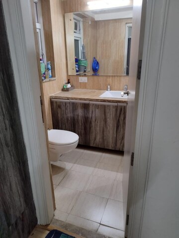Bathroom in 3 BHK Apartment at DLF The Skycourt, Sector 86 – for Sale