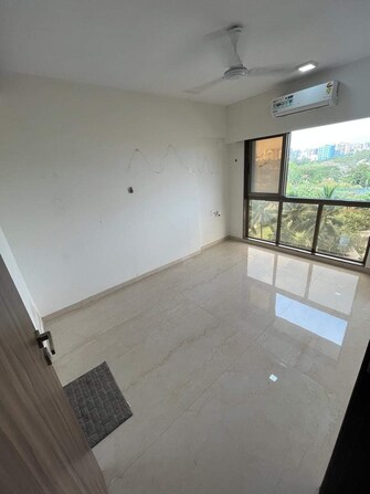 2 BHK Apartment For Rent in Ekta Tripolis Goregaon West Mumbai  8039121